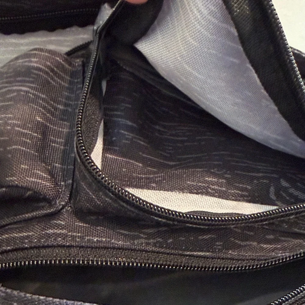 Kavu Dark Patterned Sling Bag - Picture 5 of 7